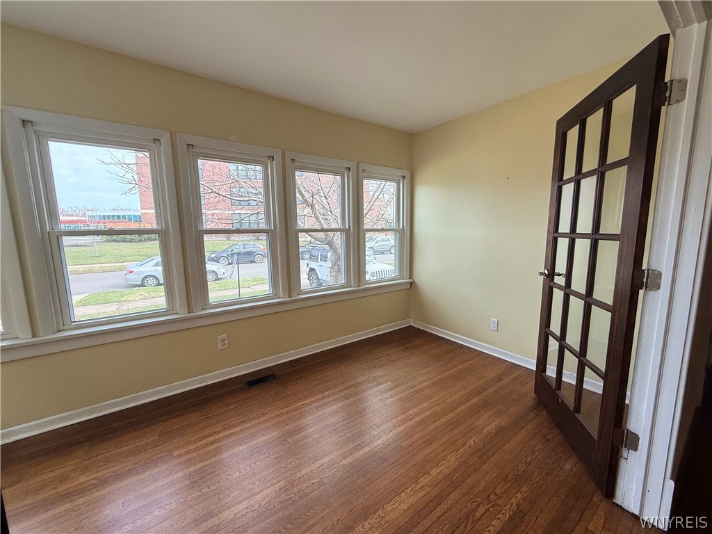 46 Cunard Road Buffalo, NY 14216 - Photo 3 of 41