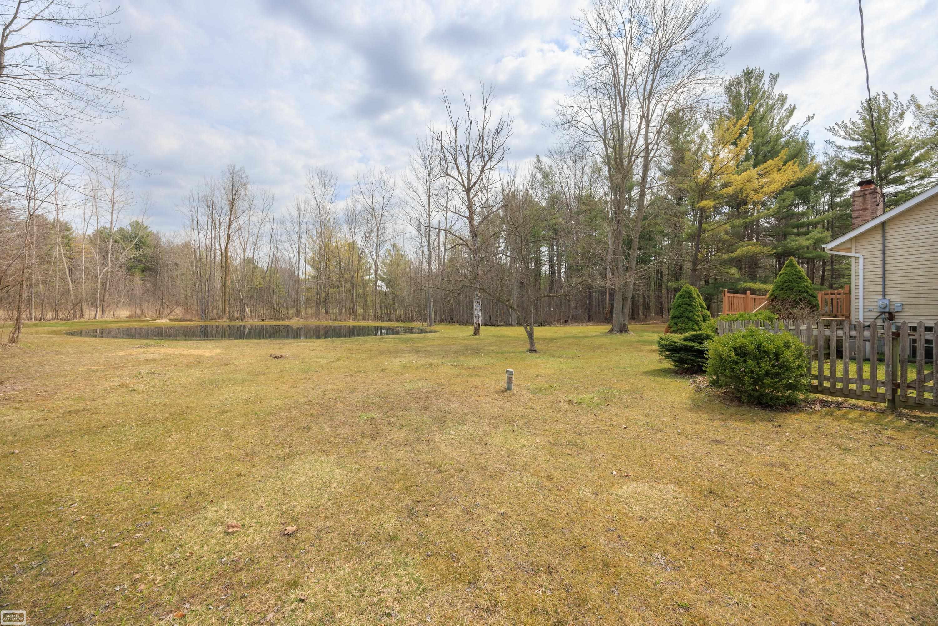 475 South Bartlett Road St. Clair, MI 48079 - Photo 35 of 48 50171690-513bed15-b600-428b-9b8d-9f6b2d1fcda1.JPG