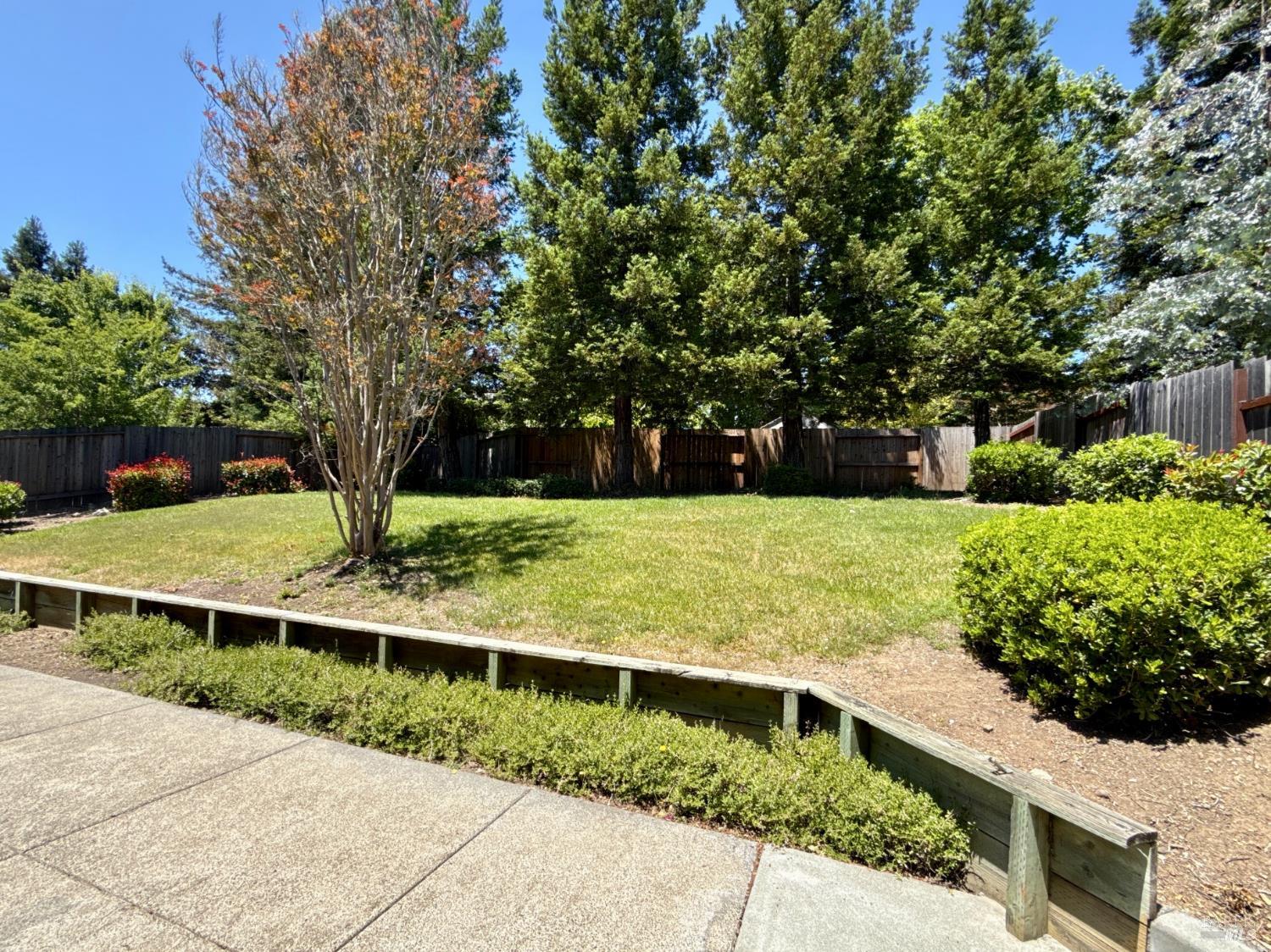 5863 Mountain Hawk Drive Santa Rosa, CA 95409 - Photo 19 of 21