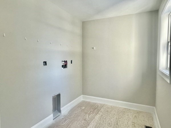36 Montbatten Road, Unit A Billerica, MA 01821 - Photo 7 of 9