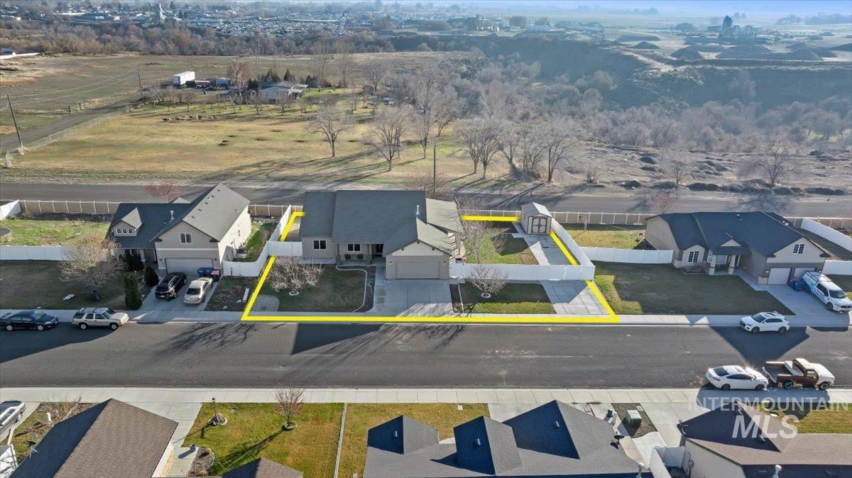 1189 Trail Crest Road Twin Falls, ID 83301 - Photo 37 of 44 Aerial view of residential area with property boundaries highlighted