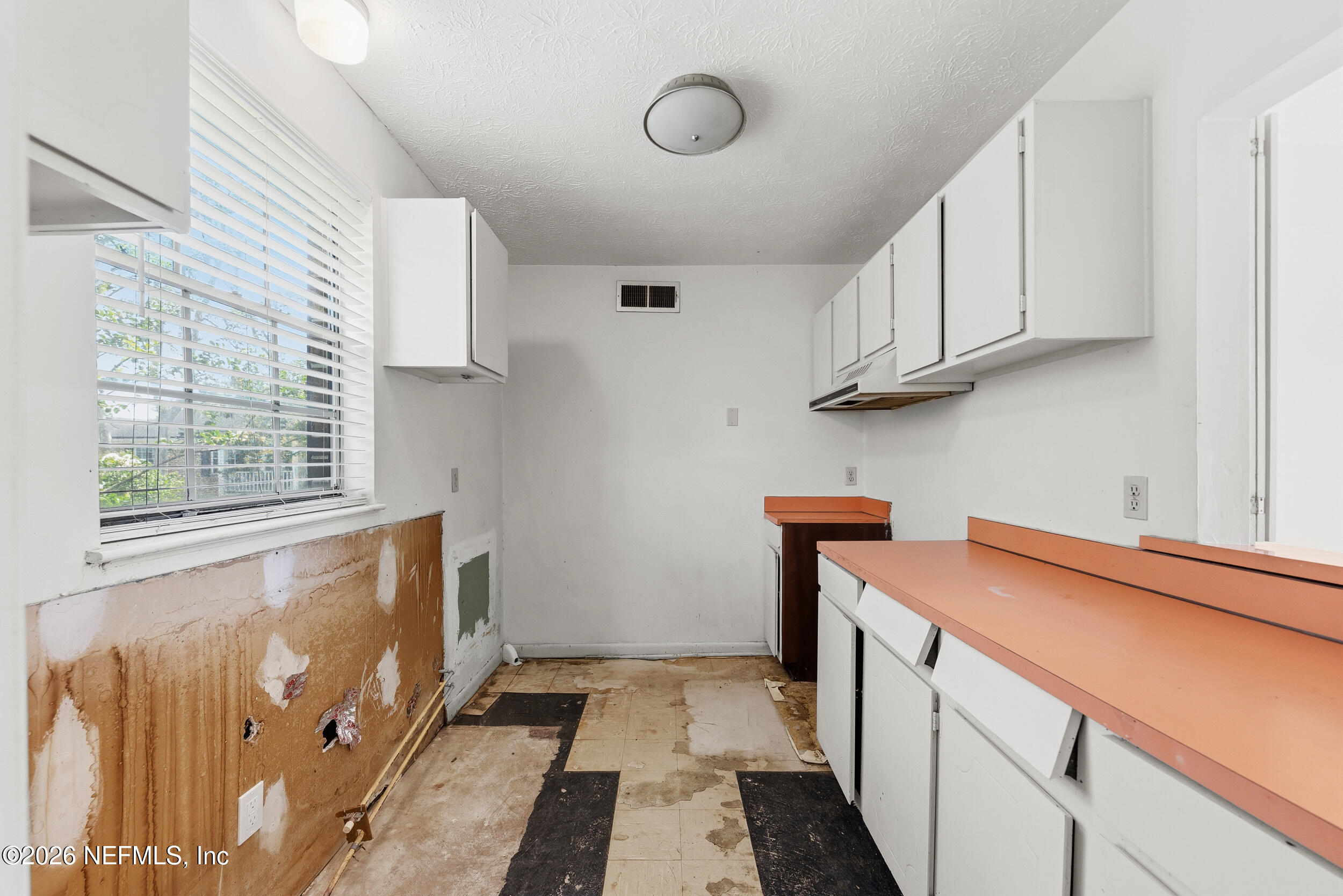 4358 Timuquana Road, Unit 187 Jacksonville, FL 32210 - Photo 17 of 28 Kitchen 1