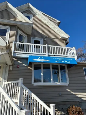 $1,800 | 1 Rolfe Square, Unit 2, Cranston, RI 02910