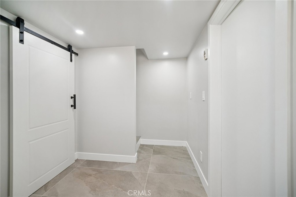 47078 Kings Canyon Road Lancaster, CA 93536 - Photo 28 of 63 a view of bathroom