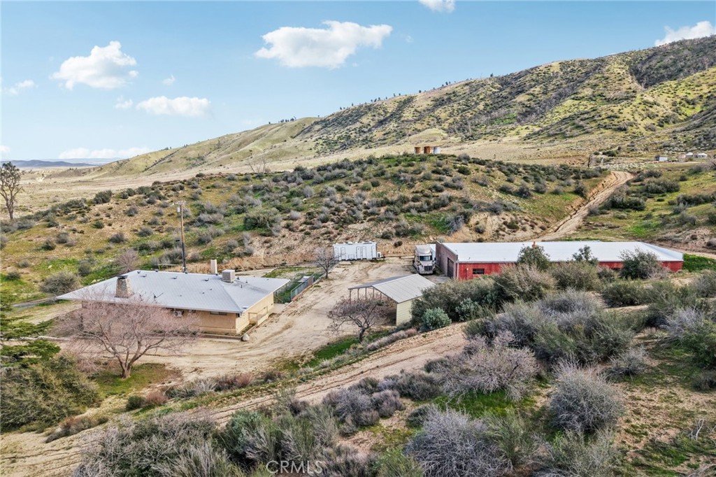 47078 Kings Canyon Road Lancaster, CA 93536 - Photo 54 of 63 a view of a city