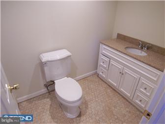 203 Hoffman Road Ridley Park, PA 19078 - Photo 10 of 12 Gallery Image 10