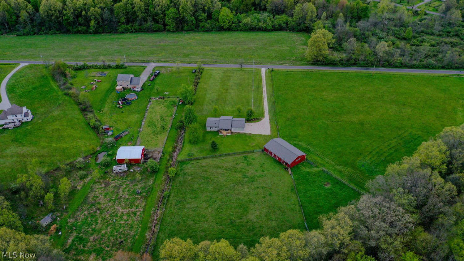 8965 Corbett Road Diamond, OH 44412 - Photo 39 of 48