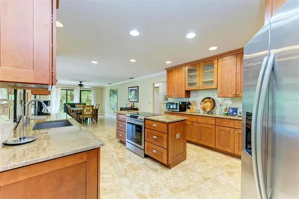 $3,750 | 221 Lookout Point Drive, Osprey, FL 34229