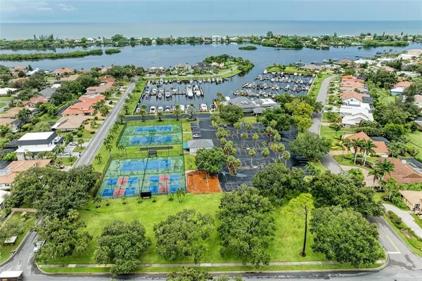 $3,750 | 221 Lookout Point Drive, Osprey, FL 34229
