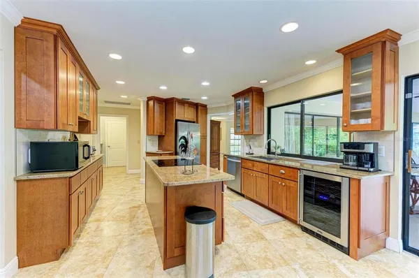 $3,750 | 221 Lookout Point Drive, Osprey, FL 34229