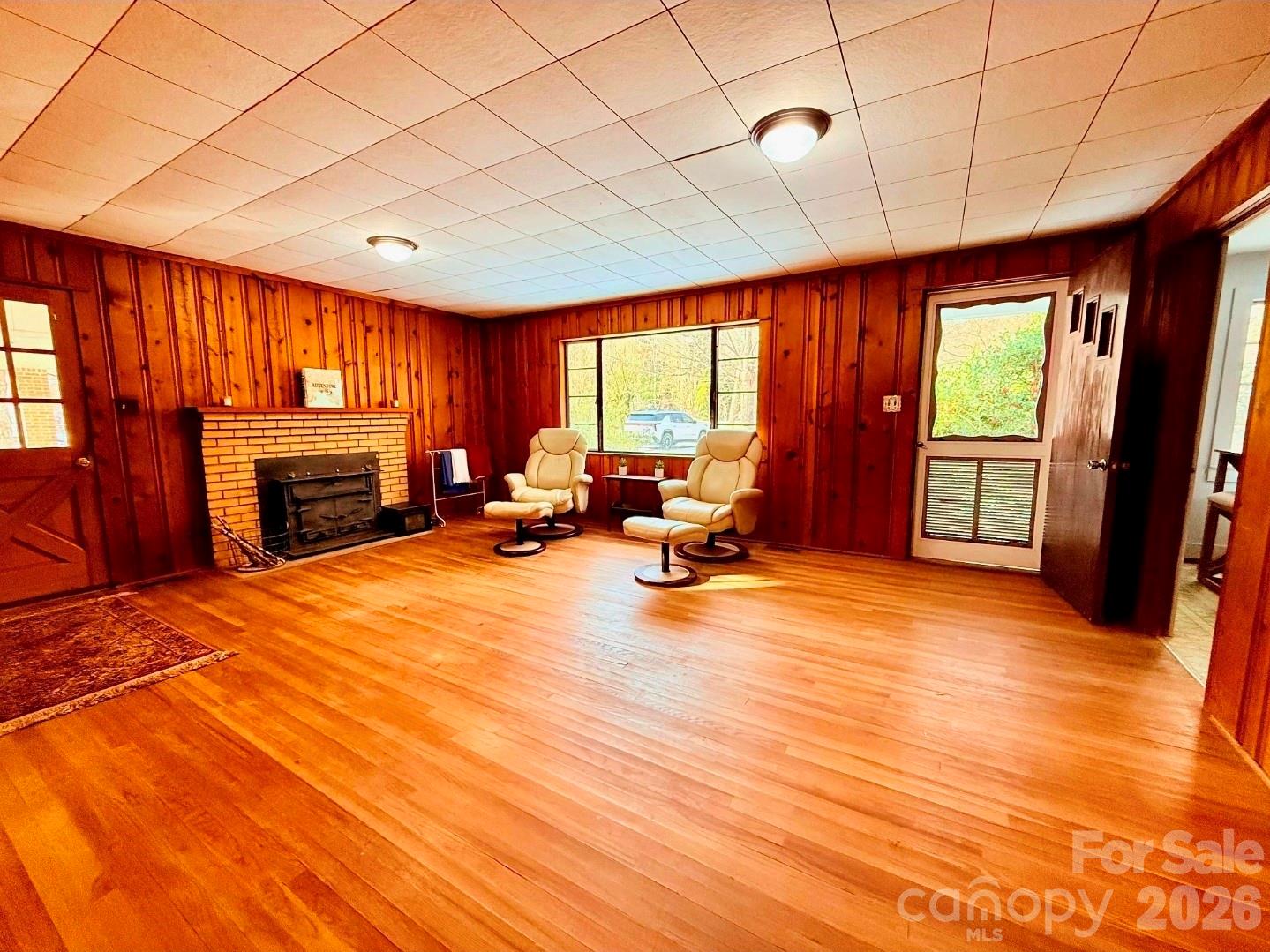 109 Wall Road Tryon, NC 28782 - Photo 5 of 33