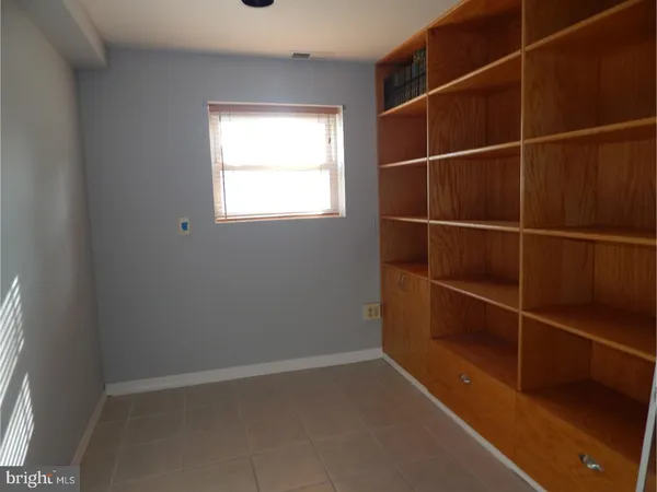 $3,200 | 208 Kingsport Road, Cherry Hill, NJ 08034