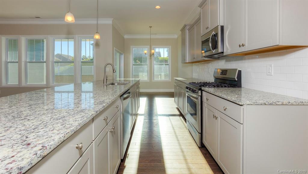 23 Dreambird Road, Unit 89 Leicester, NC 28748 - Photo 4 of 17 Gallery Image 4