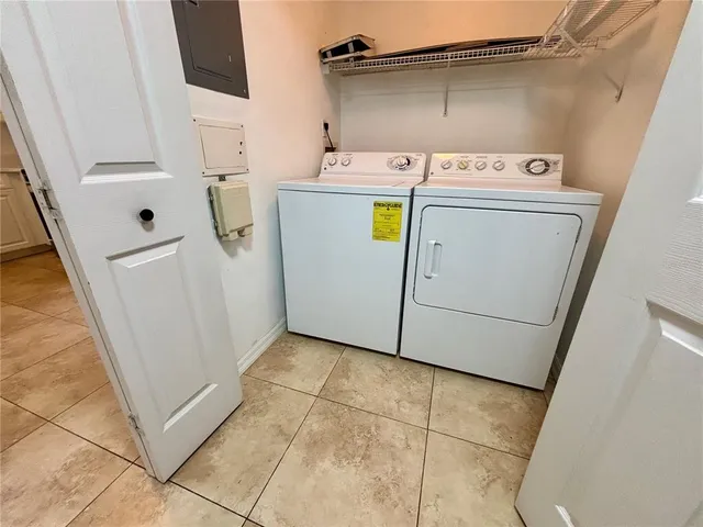 $247,500 | 5067 Northwest 1st Place, Gainesville, FL 32607