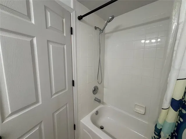 $247,500 | 5067 Northwest 1st Place, Gainesville, FL 32607