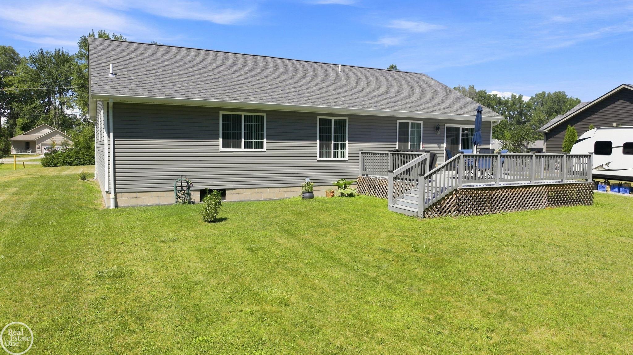 9475 Folkert Road Algonac, MI 48001 - Photo 22 of 27 Gallery Image 22