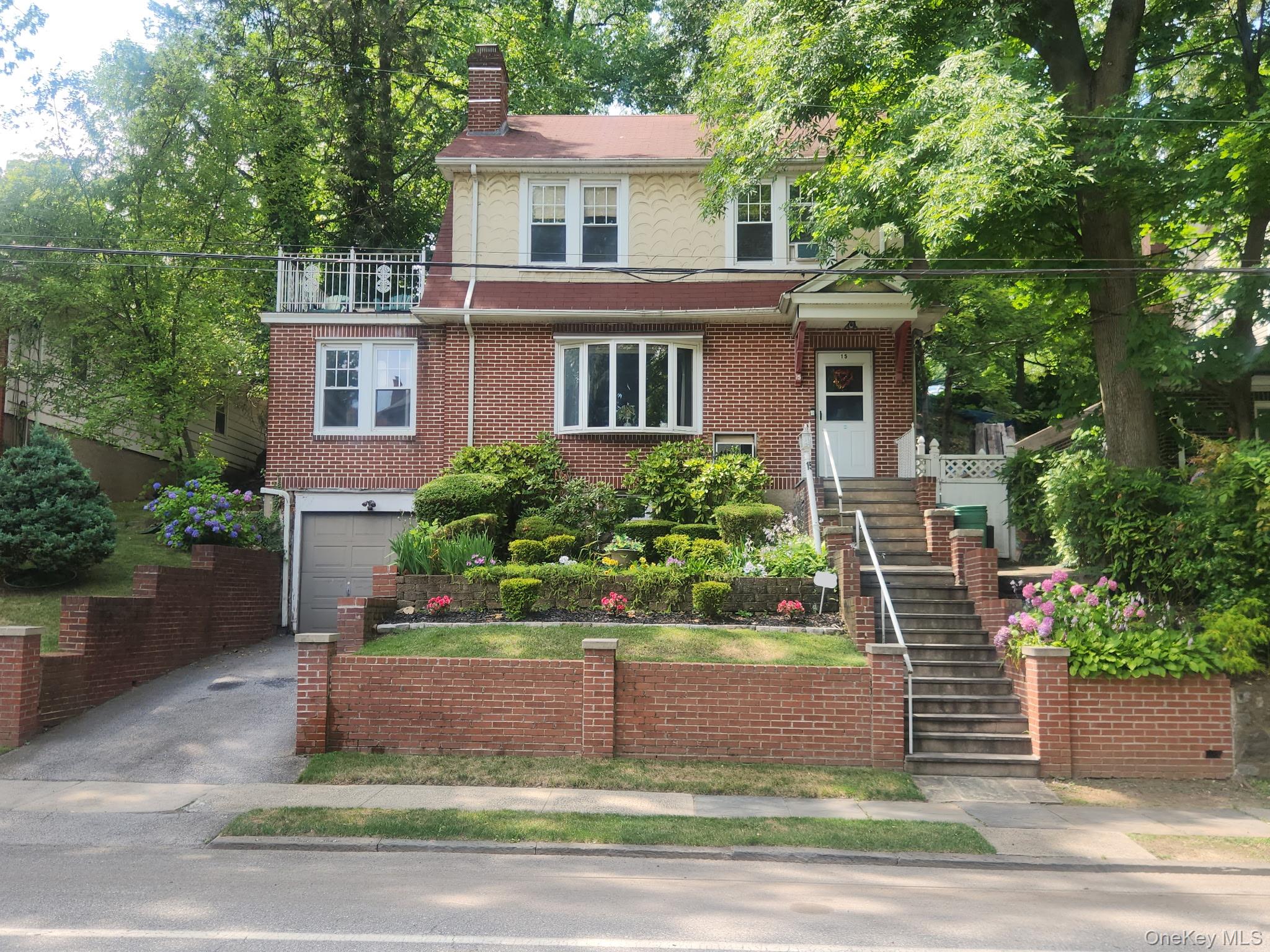 15 Rumsey Road Yonkers, NY 10705 - Photo 1 of 37