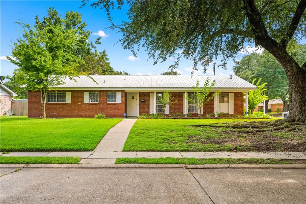 3711 Gingerbread Road Alexandria, LA 71303 - Photo 1 of 38 Gallery Image 1