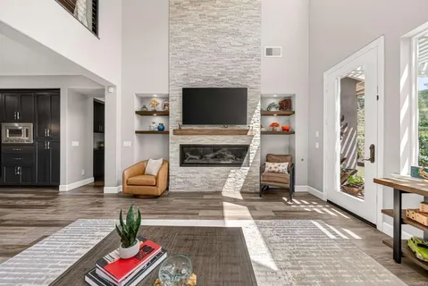 $1,895,000 | 2800 Dove Tail Drive, San Marcos, CA 92078