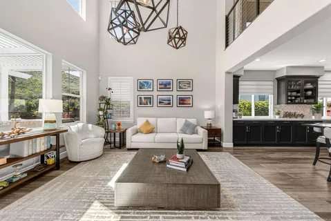 $1,895,000 | 2800 Dove Tail Drive, San Marcos, CA 92078