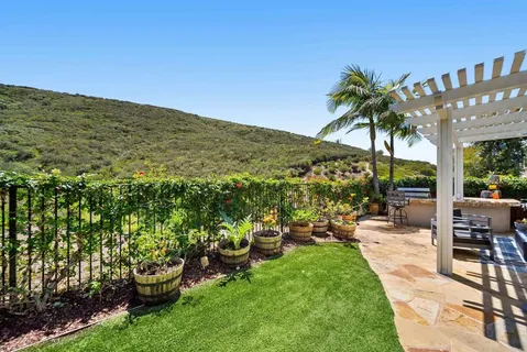 $1,895,000 | 2800 Dove Tail Drive, San Marcos, CA 92078