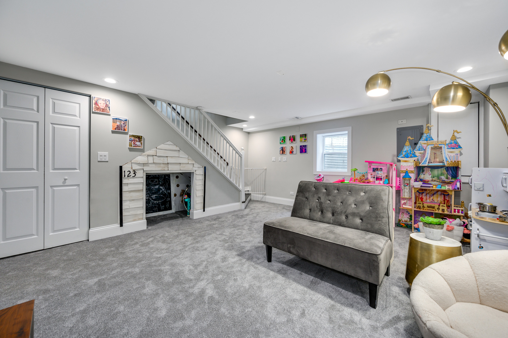 808 Rolling Pass Glenview, IL 60025 - Photo 26 of 33 a living room with furniture and a fireplace