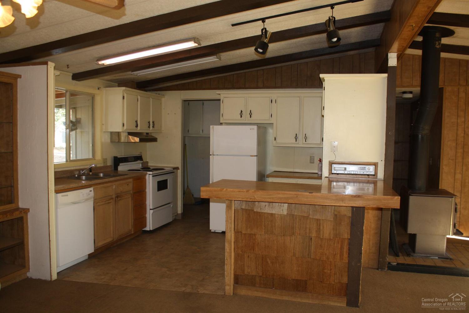60287 Cinder Butte Road Bend, OR 97702 - Photo 3 of 19 Additional Photo