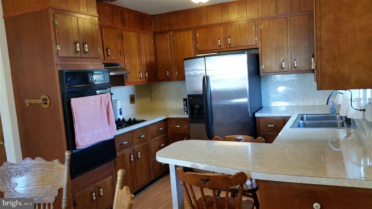 478 Locust Grove Road York, PA 17402 - Photo 13 of 25 Gallery Image 13