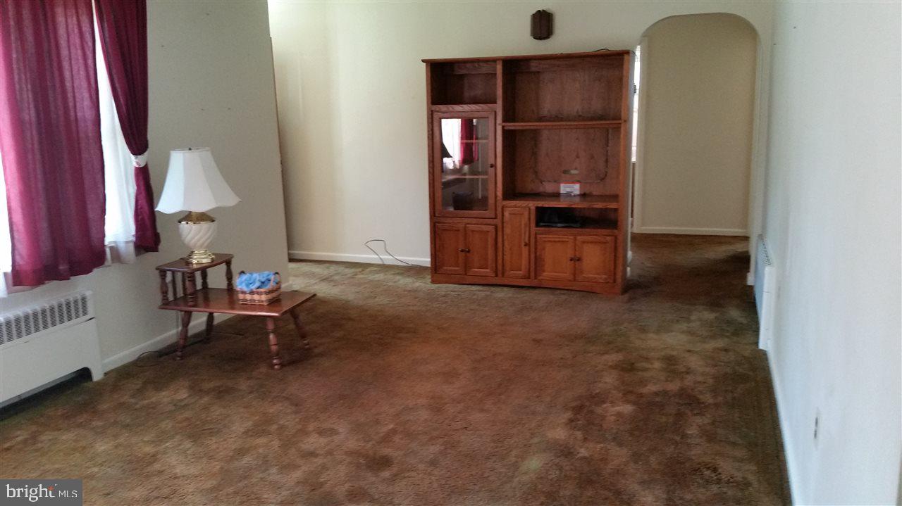 478 Locust Grove Road York, PA 17402 - Photo 9 of 25 Gallery Image 9