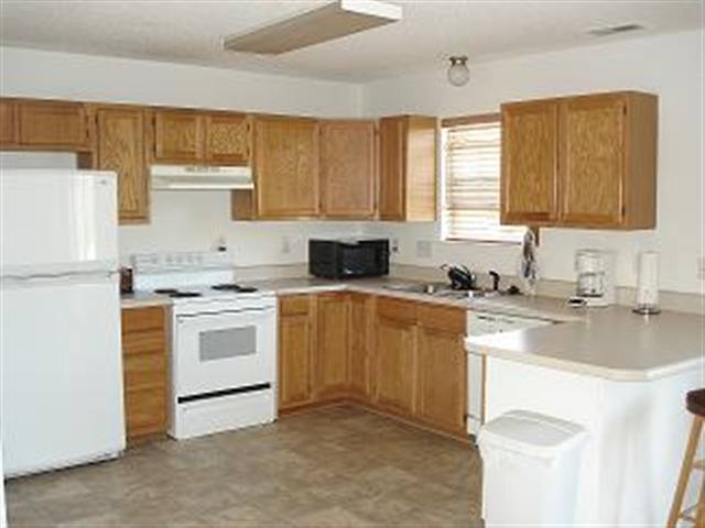 431 East Victor Hill Road Duncan, SC 29334 - Photo 2 of 18