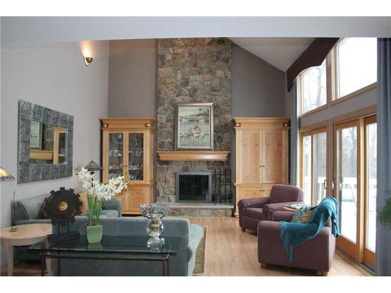 220 Timber Ridge Road Pittsburgh, PA 15238 - Photo 2 of 21 Family Room.