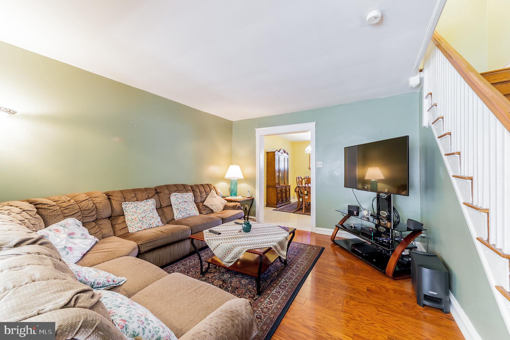250 Kent Road Upper Darby, PA 19082 - Photo 4 of 29