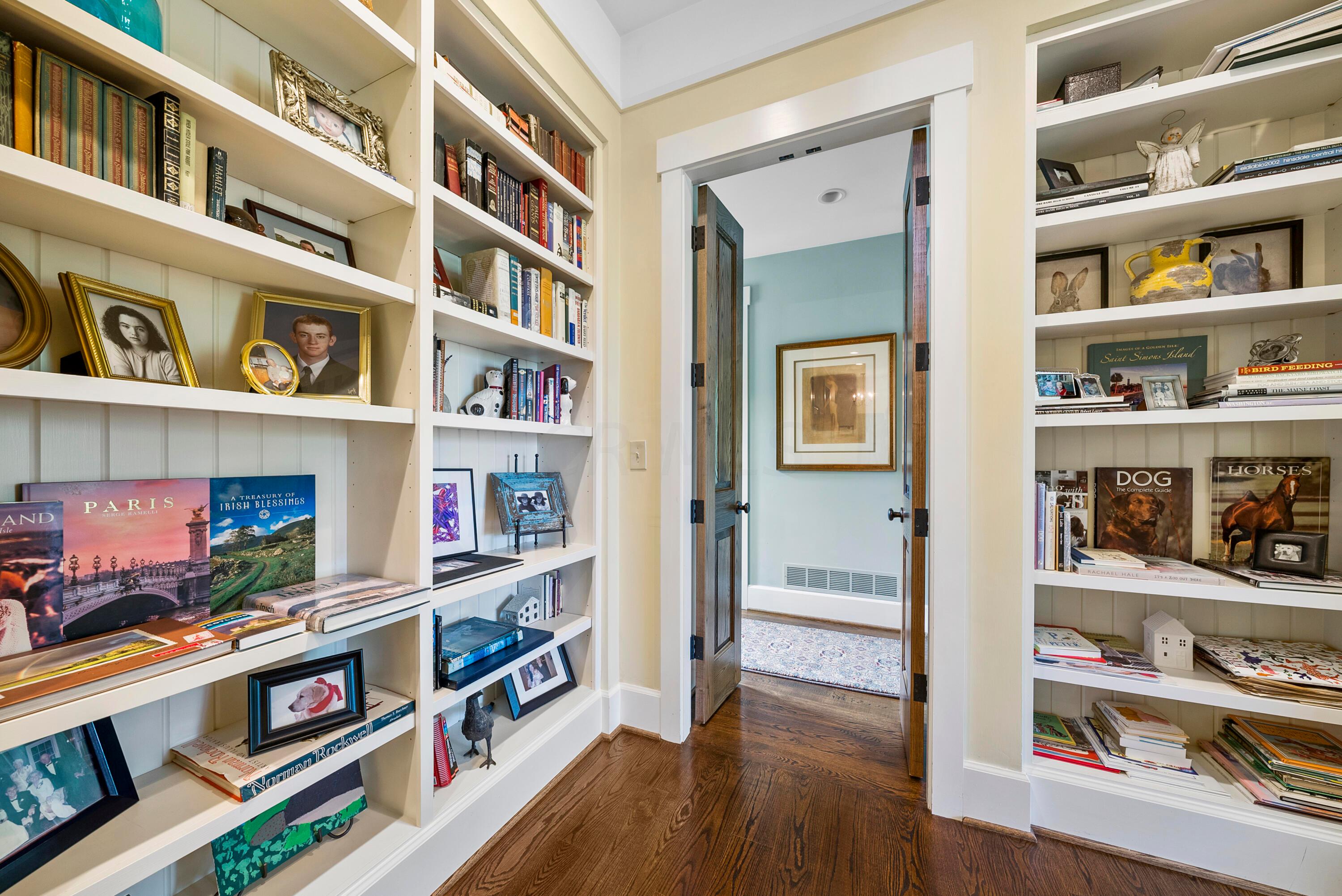 5260 Olentangy River Road Delaware, OH 43015 - Photo 25 of 54 Custom built-in's in hallway outside the primary suite