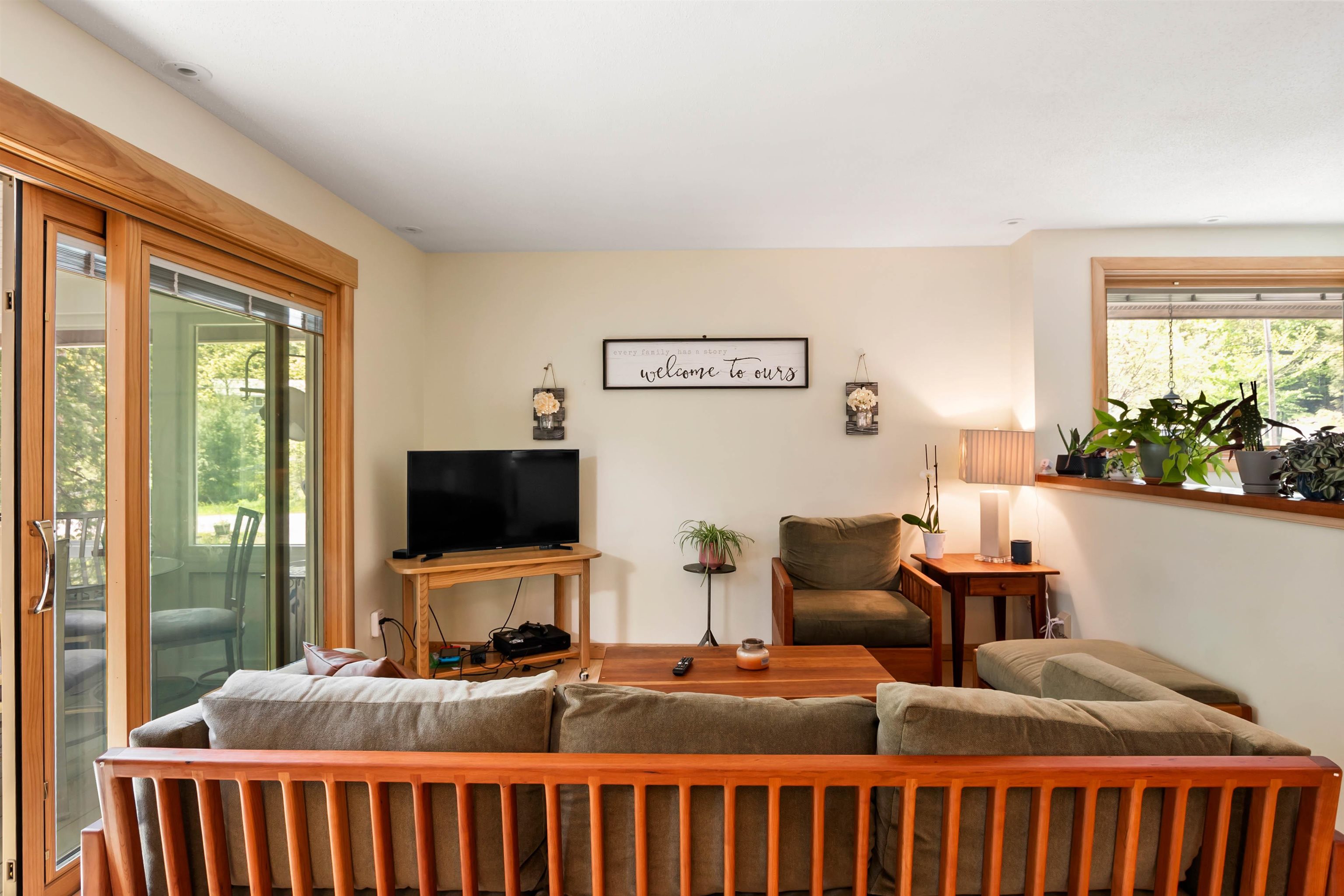 146 Sugarhouse Road New London, NH 03257 - Photo 26 of 30 Gallery Image 26
