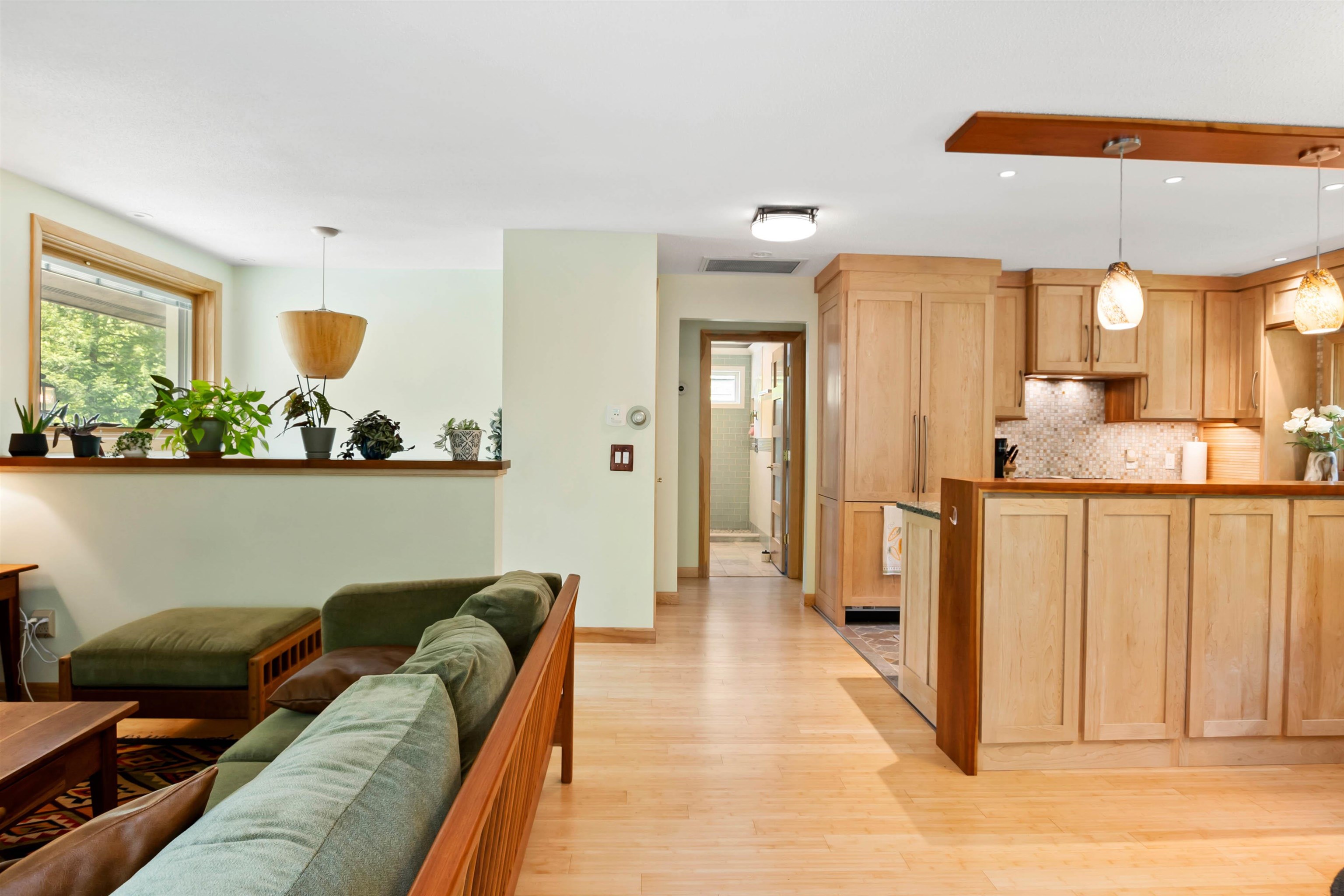 146 Sugarhouse Road New London, NH 03257 - Photo 4 of 30 Gallery Image 4