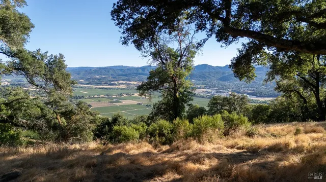 $6,950,000 | 29810 River Road, Cloverdale, CA 95425