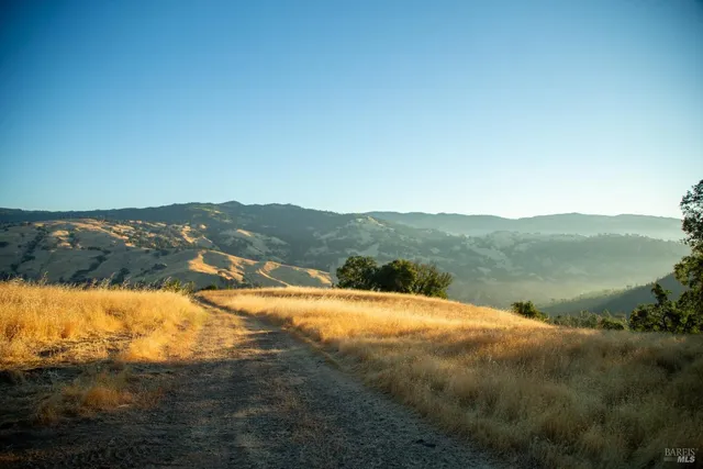 $6,950,000 | 29810 River Road, Cloverdale, CA 95425