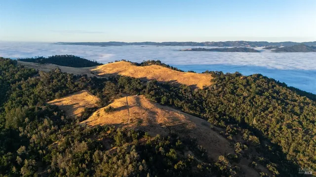 $6,950,000 | 29810 River Road, Cloverdale, CA 95425