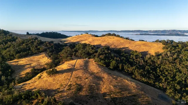 $6,950,000 | 29810 River Road, Cloverdale, CA 95425