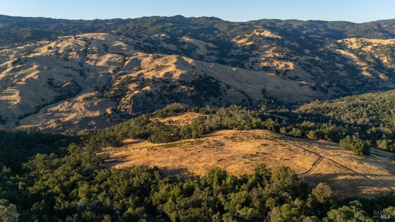 29810 River Road Cloverdale, CA 95425 - Photo 9 of 32