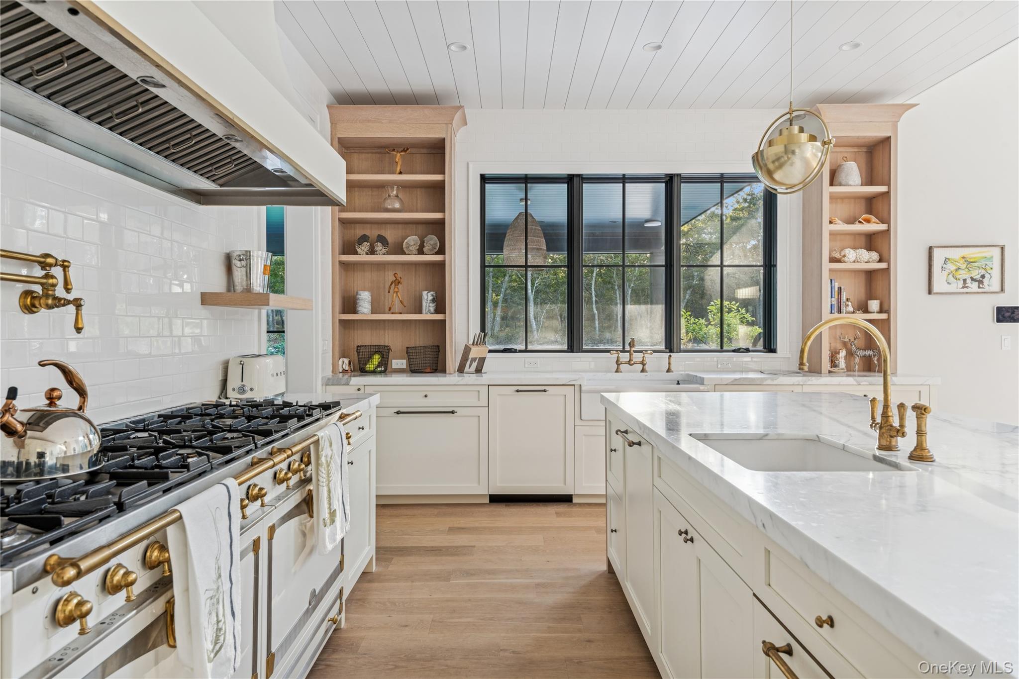 780 Sagg Road Sagaponack, NY 11962 - Photo 16 of 47