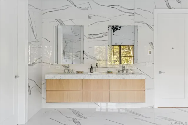 $250,000 | 780 Sagg Road, Sagaponack, NY 11962