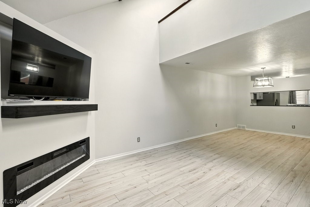 4695 Mayfield Road, Unit A Cleveland, OH 44121 - Photo 9 of 35 Gallery Image 9
