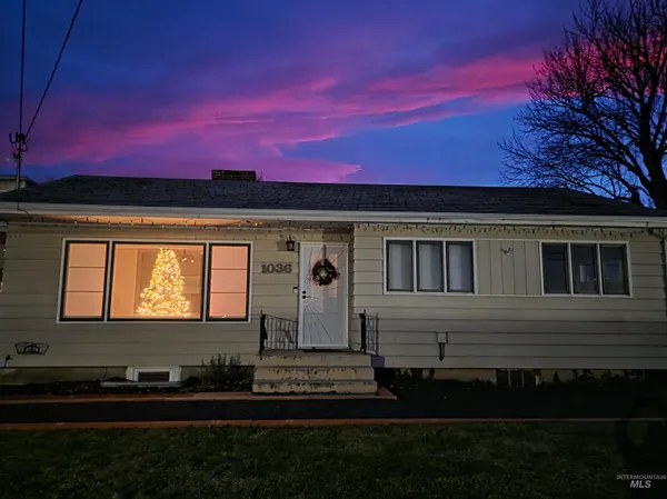 $379,999 | 1036 Burrell Avenue, Lewiston, ID 83501
