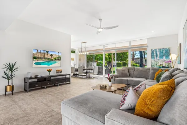 $999,990 | 72229 El Paseo, Unit 1715, Palm Desert, CA 92260