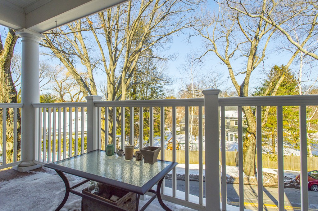 215 Crafts Road, Unit 2 Brookline, MA 02467 - Photo 11 of 13
