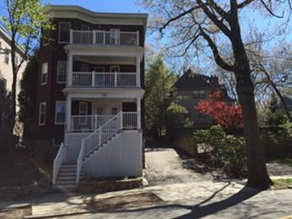 215 Crafts Road, Unit 2 Brookline, MA 02467 - Photo 13 of 13