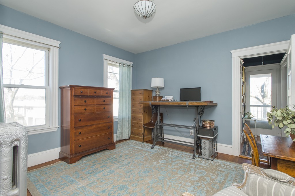 215 Crafts Road, Unit 2 Brookline, MA 02467 - Photo 9 of 13