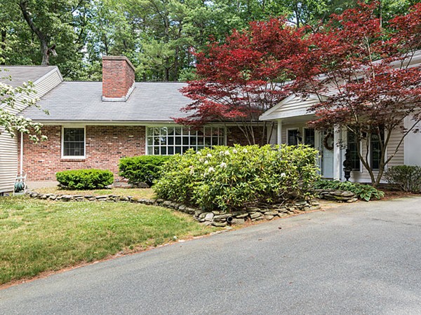 56 Fairview Road Weston, MA 02493 - Photo 26 of 26 Gallery Image 26