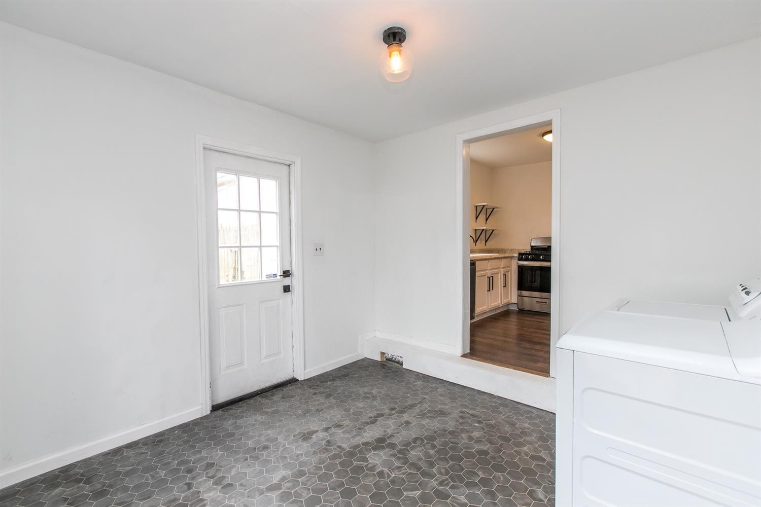1117 Sparks Road Lexington, KY 40505 - Photo 21 of 38 Photo 21